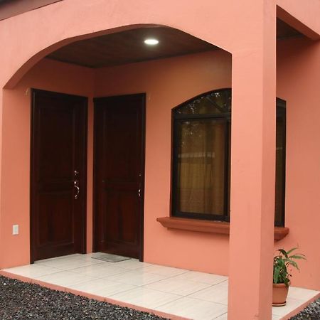 Arenal Red Apartment La Fortuna Exterior photo