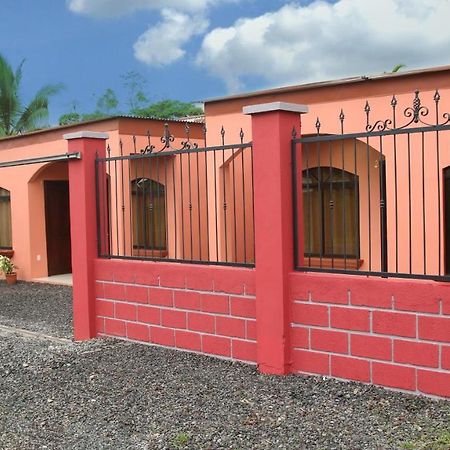 Arenal Red Apartment La Fortuna Exterior photo