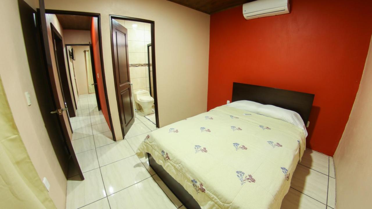 Arenal Red Apartment La Fortuna Exterior photo